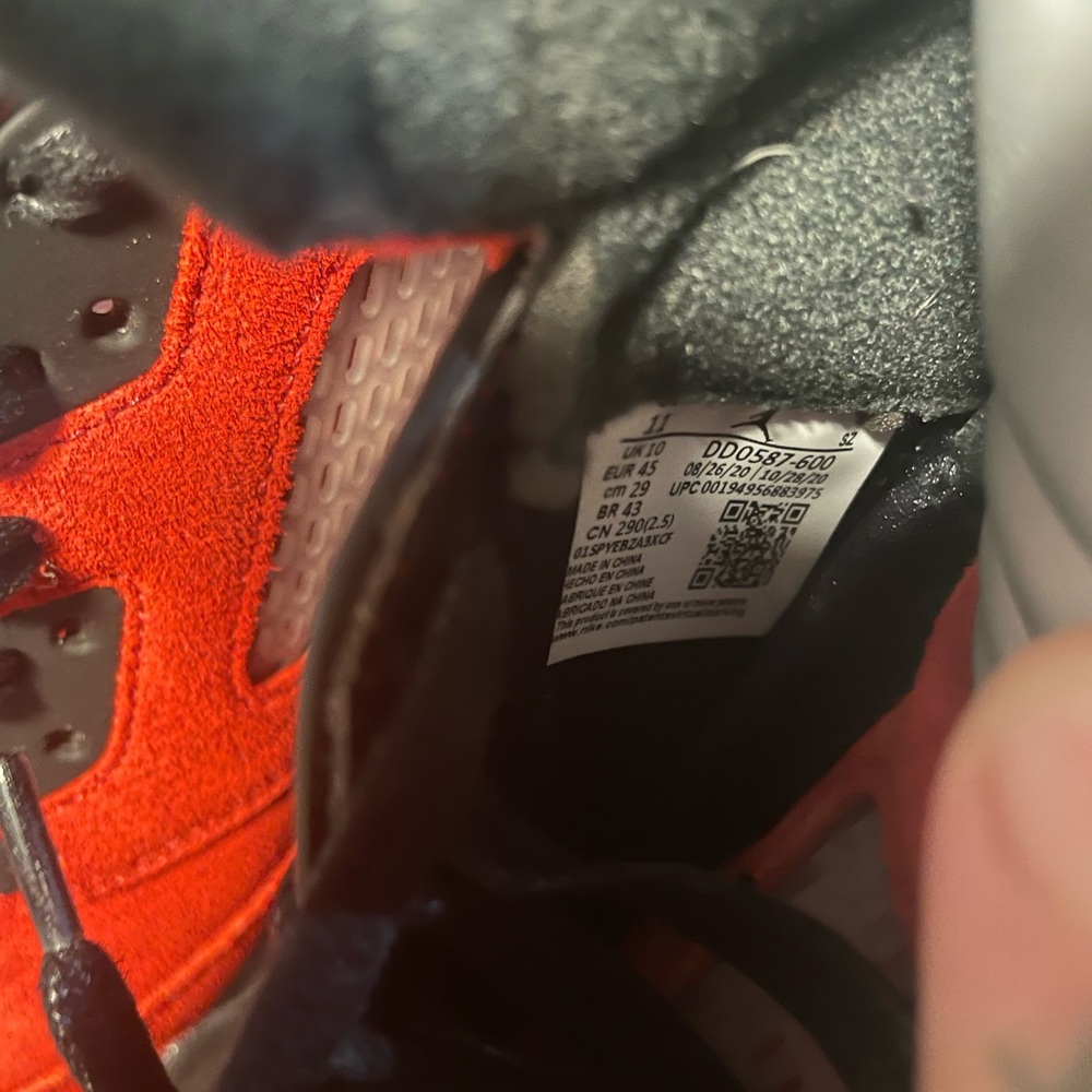 Jordan 5 Raging Bull - Picture 4 of 7